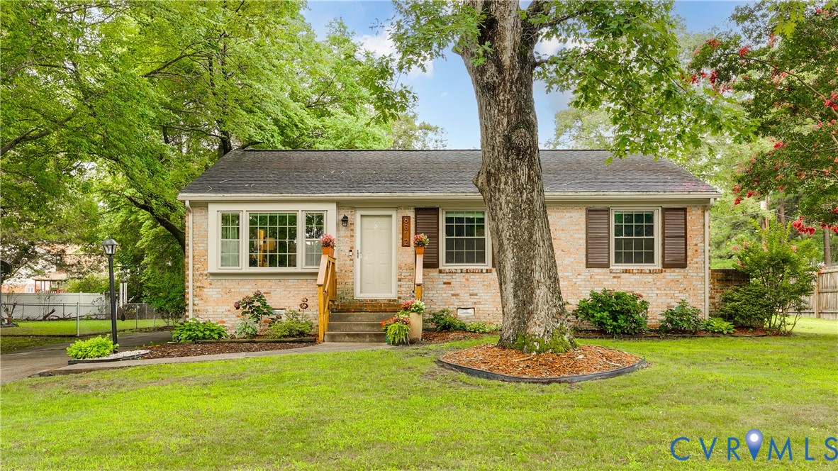 6312 Halrose Lane