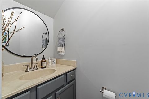 Tiny photo for 510 N 28th Street, Richmond, VA 23223 (MLS # 2609174)