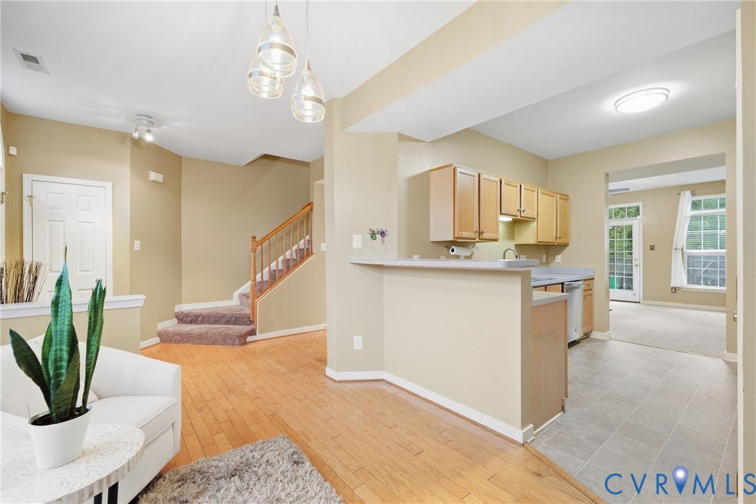 3207 Friars Walk Lane