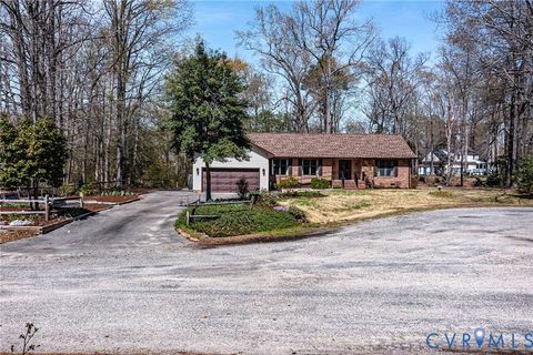 Tiny photo for 1120 Dillard Street, Tappahannock, VA 22560 (MLS # 2607873)
