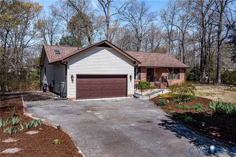 Tiny photo for 1120 Dillard Street, Tappahannock, VA 22560 (MLS # 2607873)