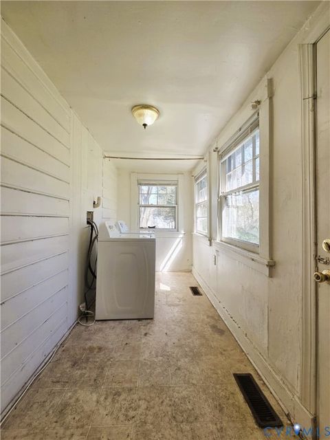 Tiny photo for 1408 Overlook Street, Richmond, VA 23224 (MLS # 2606718)