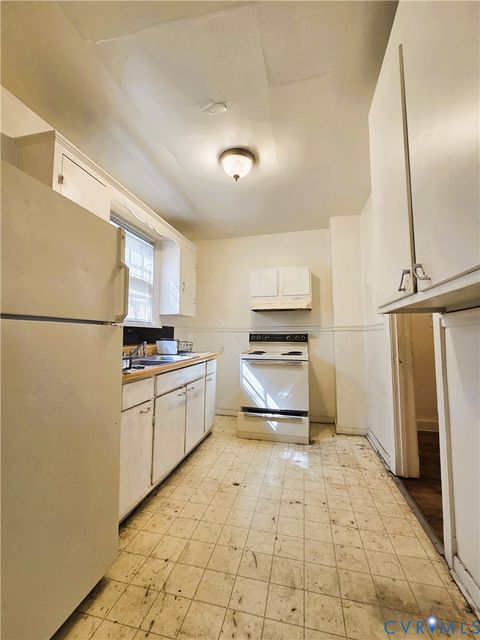 Tiny photo for 1408 Overlook Street, Richmond, VA 23224 (MLS # 2606718)