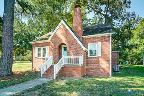Photo of 7700 Chamberlayne Avenue, Richmond, VA 23227 (MLS # 2625451)