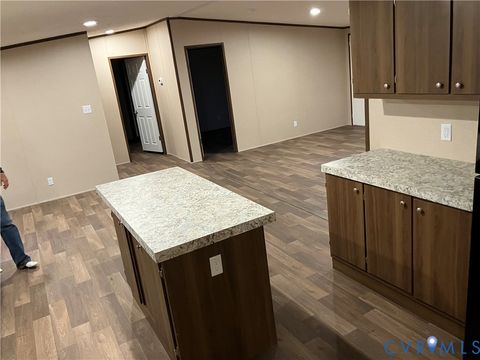 Tiny photo for 2664 Overton Road, Victoria, VA 23974 (MLS # 2532264)