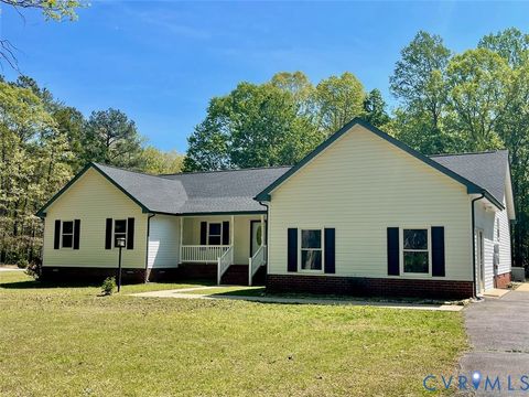 Photo of 10333 Redfield Drive, Amelia Courthouse, VA 23002 (MLS # 2609723)