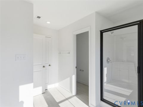 Tiny photo for 16203 White Oak Tree Court, Chesterfield, VA 23832 (MLS # 2521295)