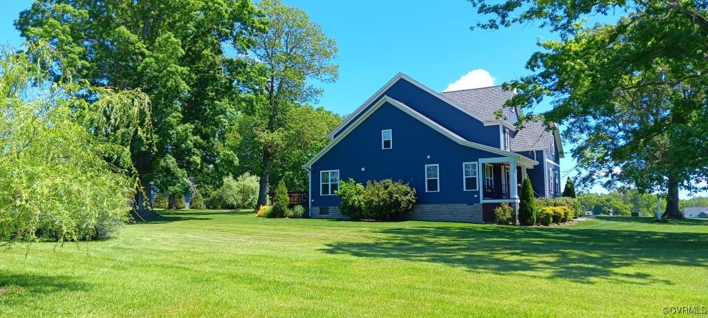 3394 Holywell Circle