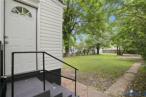 Tiny photo for 2311 Richmond Avenue, Petersburg, VA 23803 (MLS # 2612333)