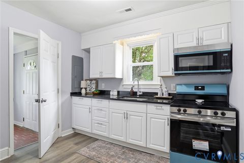 Tiny photo for 2311 Richmond Avenue, Petersburg, VA 23803 (MLS # 2612333)