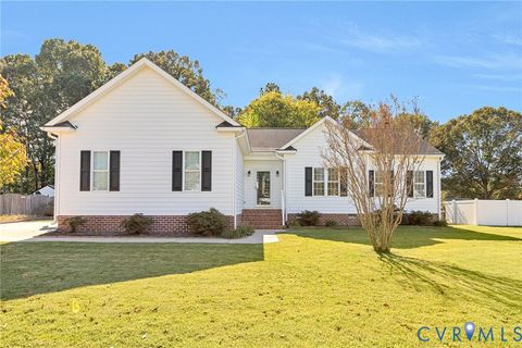 Photo of 7037 Lantana Lane, Mechanicsville, VA 23111 (MLS # 2529411)