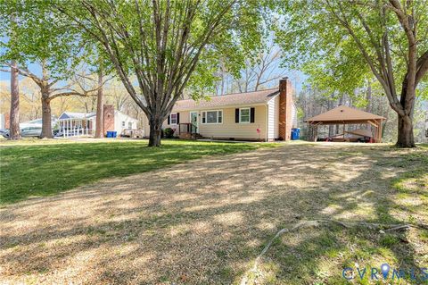Tiny photo for 17505 Sadberg Drive, Petersburg, VA 23803 (MLS # 2608047)