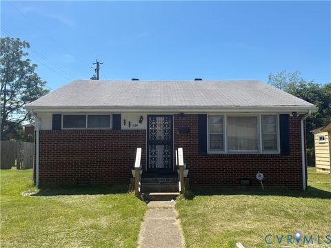 Photo of 1124 E Augusta Avenue, Petersburg, VA 23803 (MLS # 2613230)
