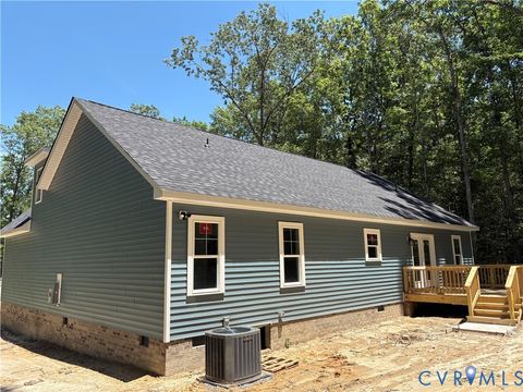 Tiny photo for 15135 Lebanon Road, Disputanta, VA 23842 (MLS # 2618730)