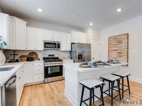 Tiny photo for 3724 Larimar Lane, Richmond, VA 23223 (MLS # 2626016)