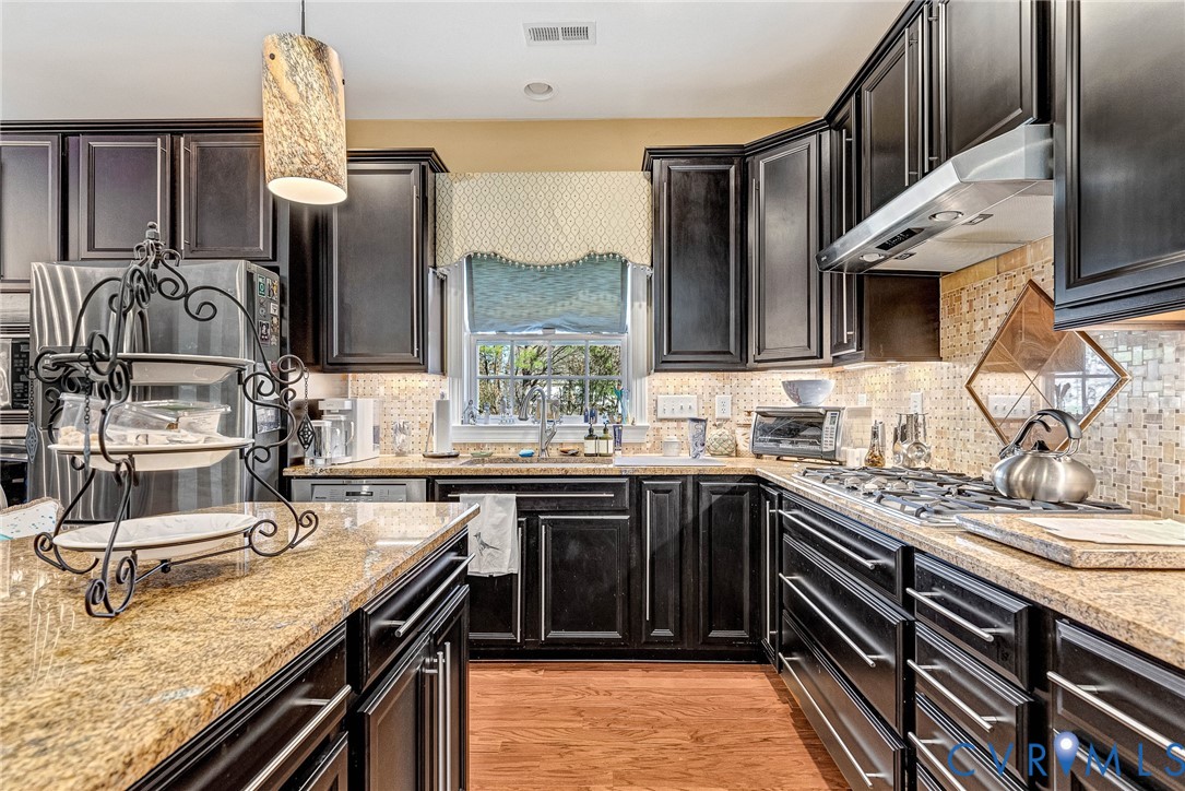 5221 Preston Square Loop