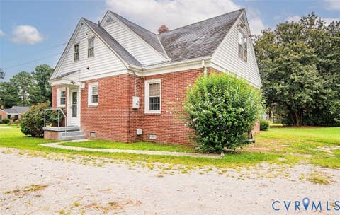 Tiny photo for 421 Laurel Street, Emporia, VA 23847 (MLS # 2621242)