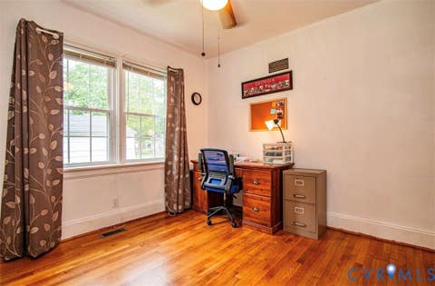 Tiny photo for 421 Laurel Street, Emporia, VA 23847 (MLS # 2621242)
