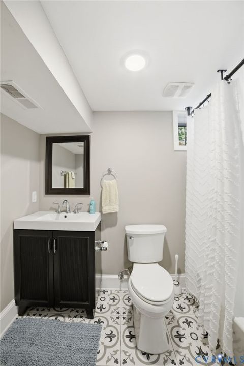 Tiny photo for 3813 Noble Avenue, Richmond, VA 23222 (MLS # 2608582)