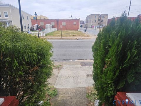 Tiny photo for 1600 Decatur st Street, Richmond, VA 23224 (MLS # 2600207)