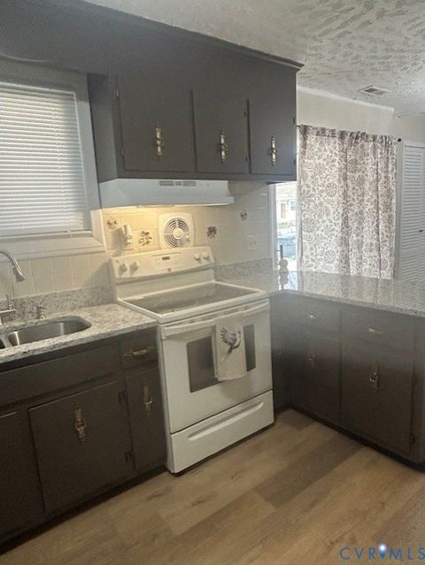 Tiny photo for 607 Hill Avenue, Hopewell, VA 23860 (MLS # 2605543)