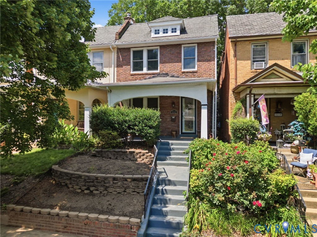 Photo 1 of 52 — 2212 Maplewood Avenue, Richmond, VA 23220
