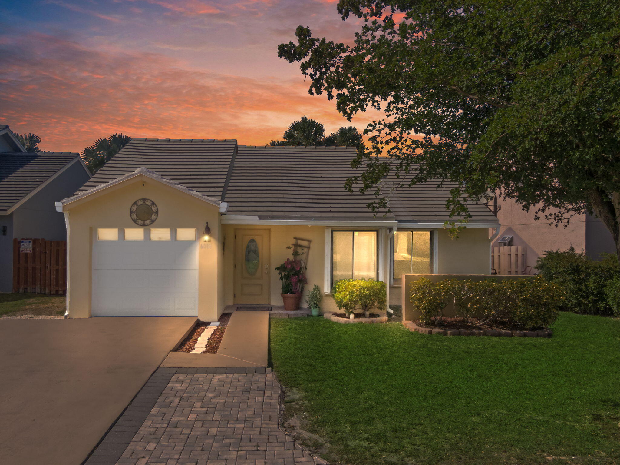 Property for Sale at 6081 Strawberry Fields Way, Lake Worth, Palm Beach County, Florida - Bedrooms: 3 
Bathrooms: 2  - $430,000