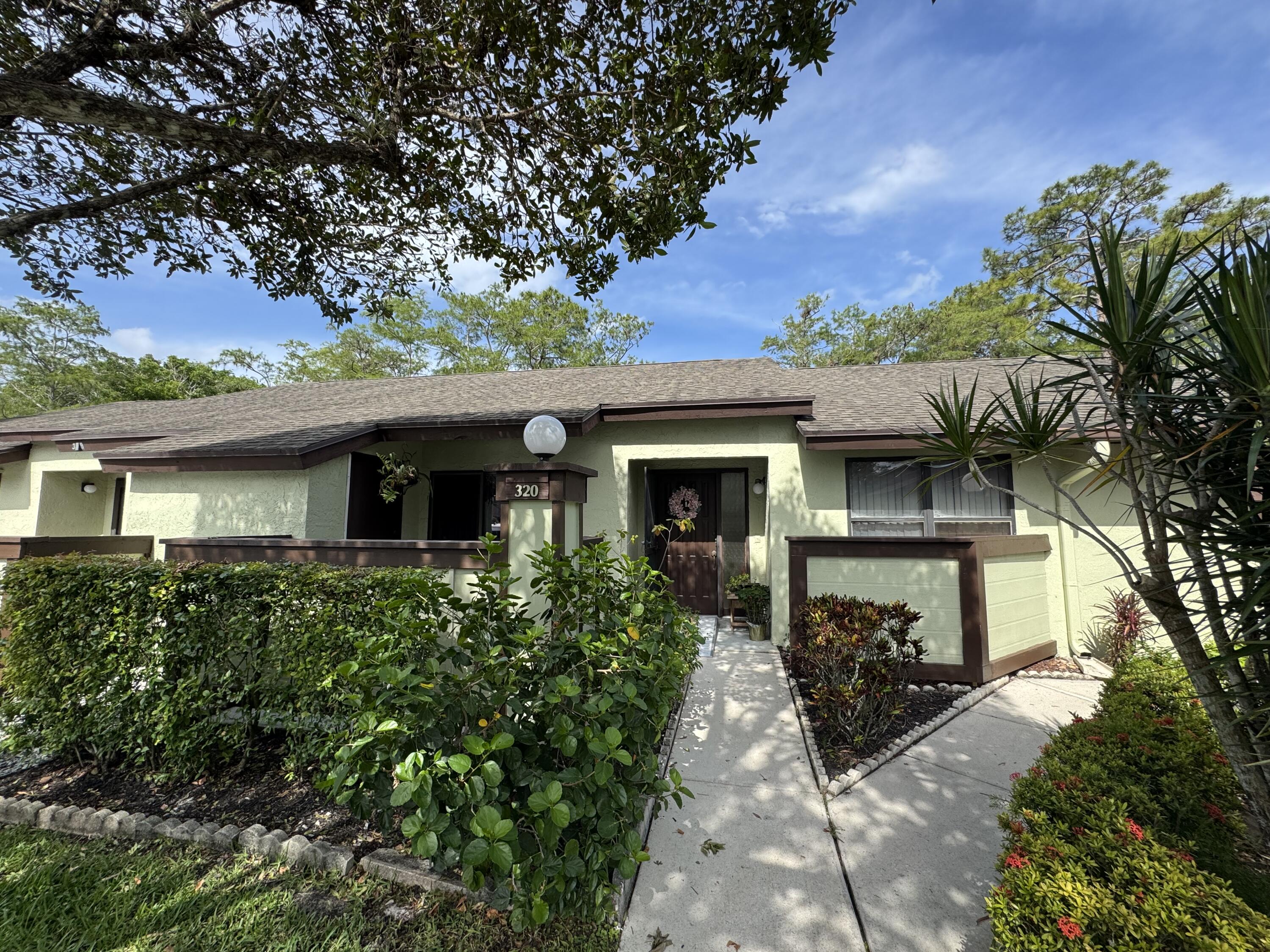 Property for Sale at 320 Elmira Court, Royal Palm Beach, Palm Beach County, Florida - Bedrooms: 2 
Bathrooms: 2  - $225,000