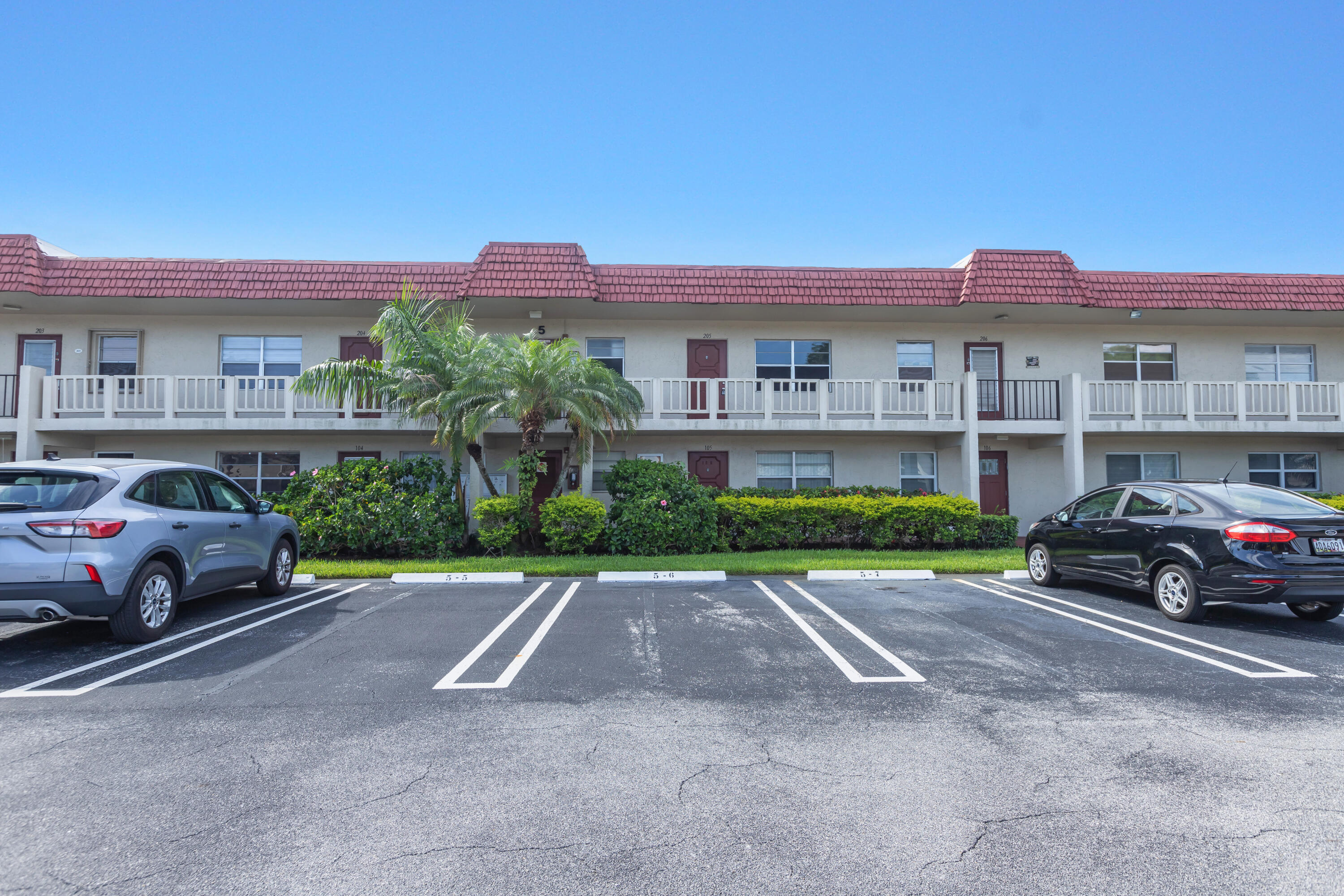 5 Abbey Lane 205, Delray Beach, Palm Beach County, Florida - 1 Bedrooms  
1.5 Bathrooms - 