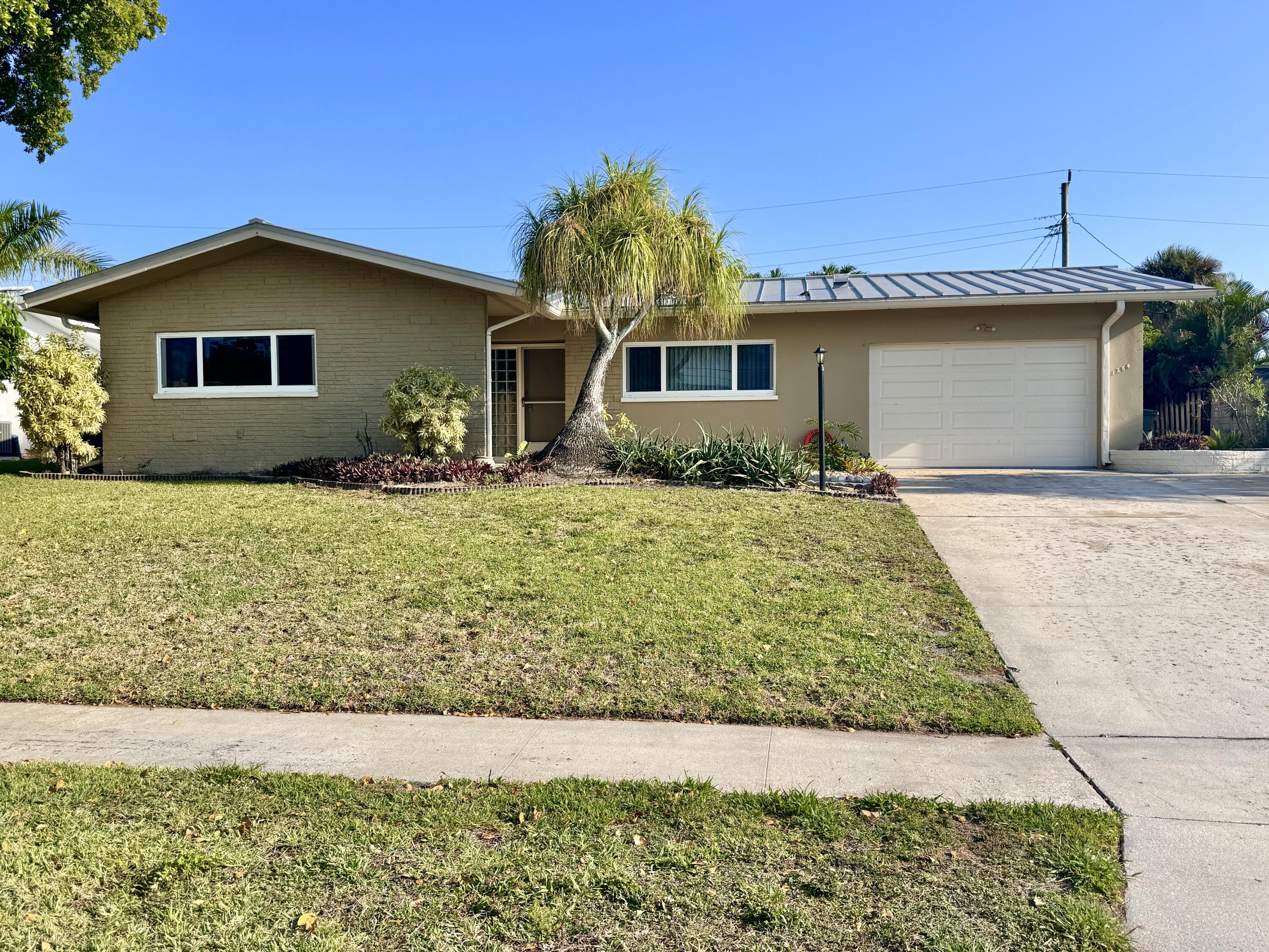 Property for Sale at 1284 Sw 9th Street, Boca Raton, Palm Beach County, Florida - Bedrooms: 3 
Bathrooms: 2  - $840,000