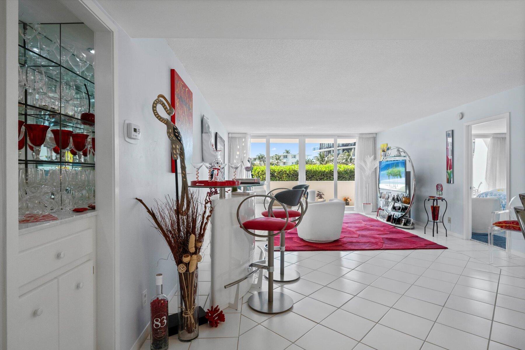Property for Sale at 100 Sunrise Avenue 204, Palm Beach, Palm Beach County, Florida - Bedrooms: 2 
Bathrooms: 2.5  - $2,995,000