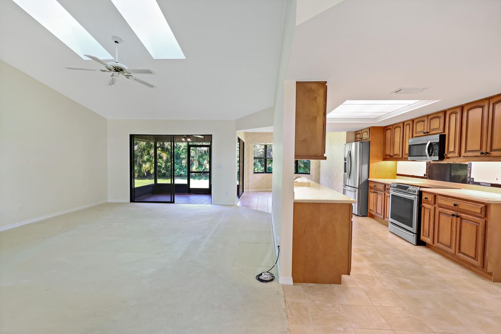 Photo of 713 24th Square, Vero Beach, FL 32962 (MLS # RX-11129496)