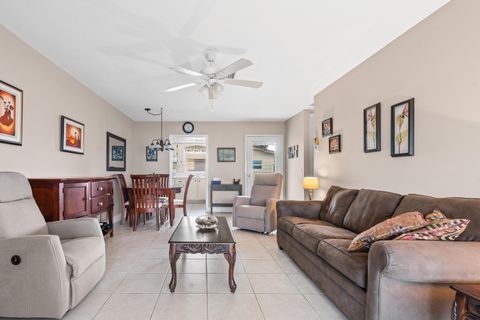 Photo of 2822 Crosley Drive W #B, West Palm Beach, FL 33415 (MLS # RX-11129773)