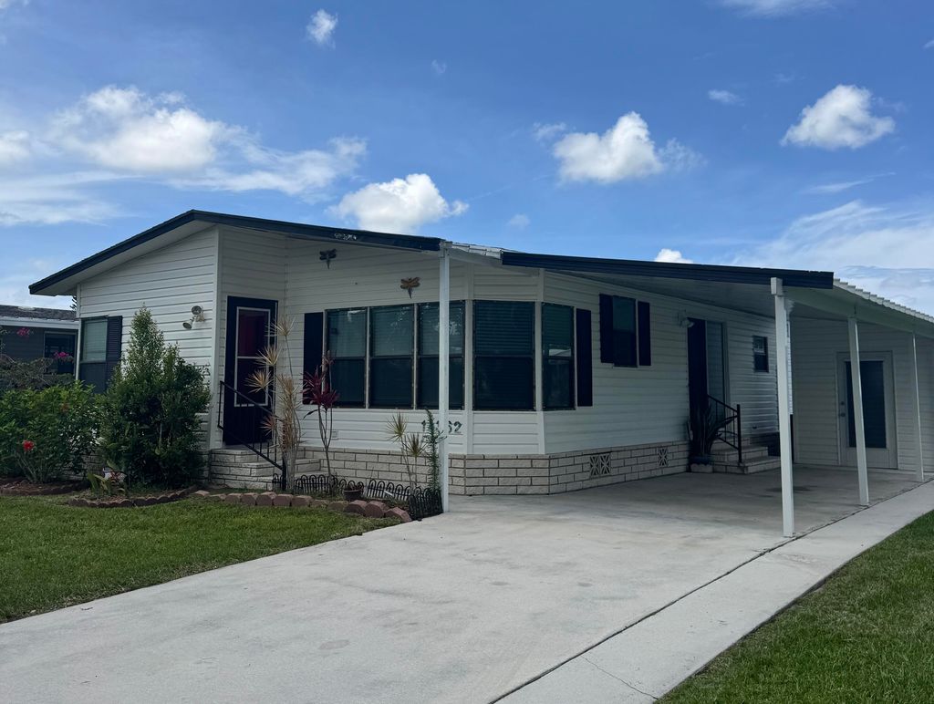 Photo of 14362 Cancun Avenue, Fort Pierce, FL 34951 (MLS # RX-11099477)