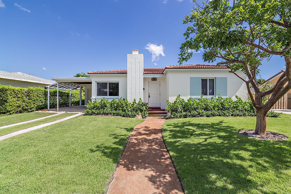 Photo 1 of 247 Bloomfield Drive, West Palm Beach, Florida, $545,000, Web #: 10357377