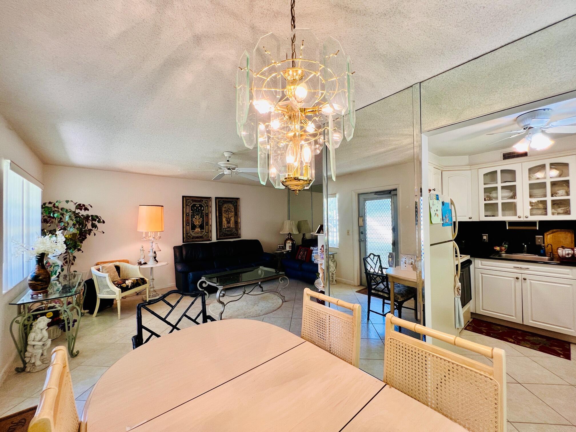 100 Sheffield, West Palm Beach, Palm Beach County, Florida - 2 Bedrooms  
1.5 Bathrooms - 