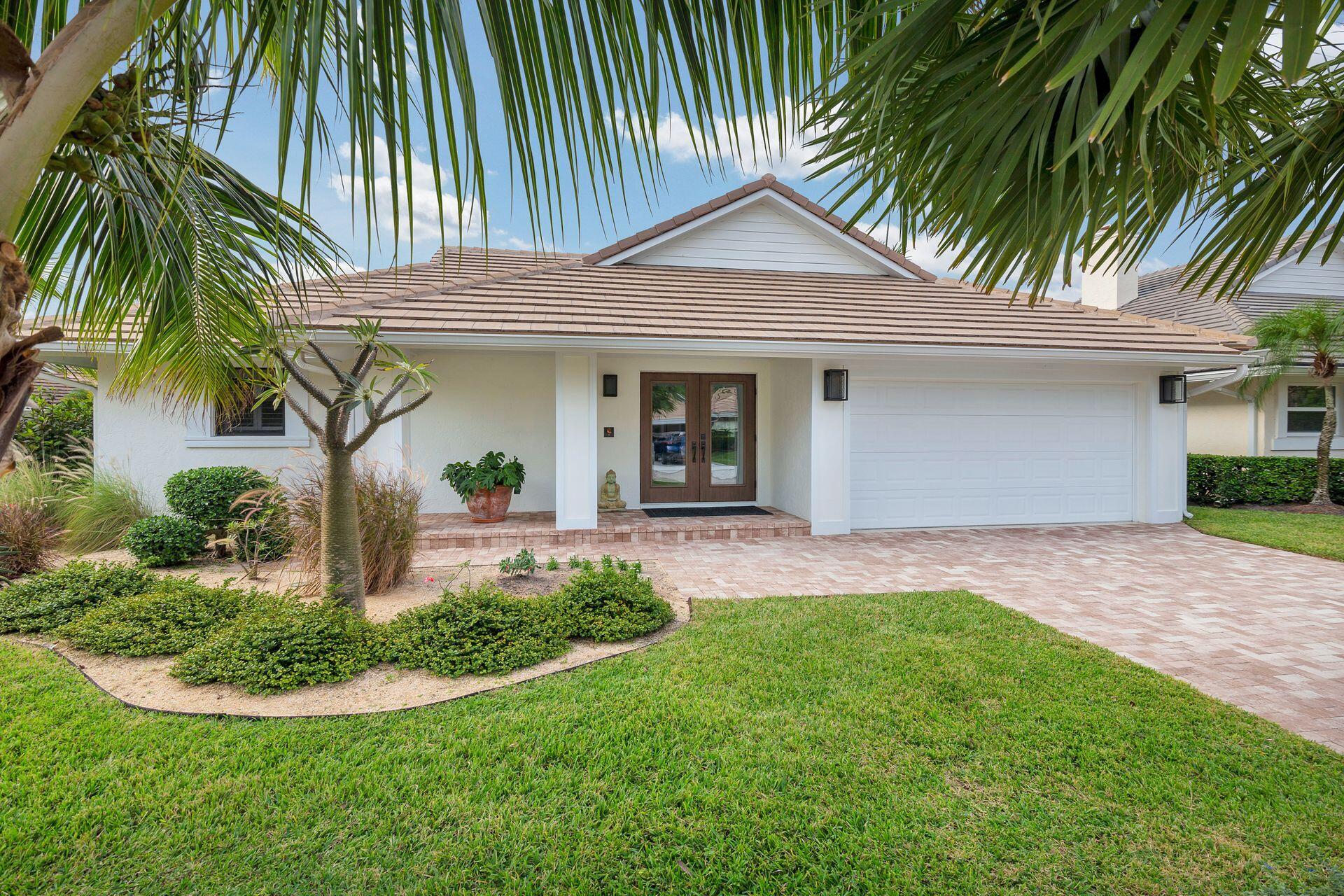 16965 Freshwind Circle, Jupiter, Palm Beach County, Florida - 2 Bedrooms  
2.5 Bathrooms - 