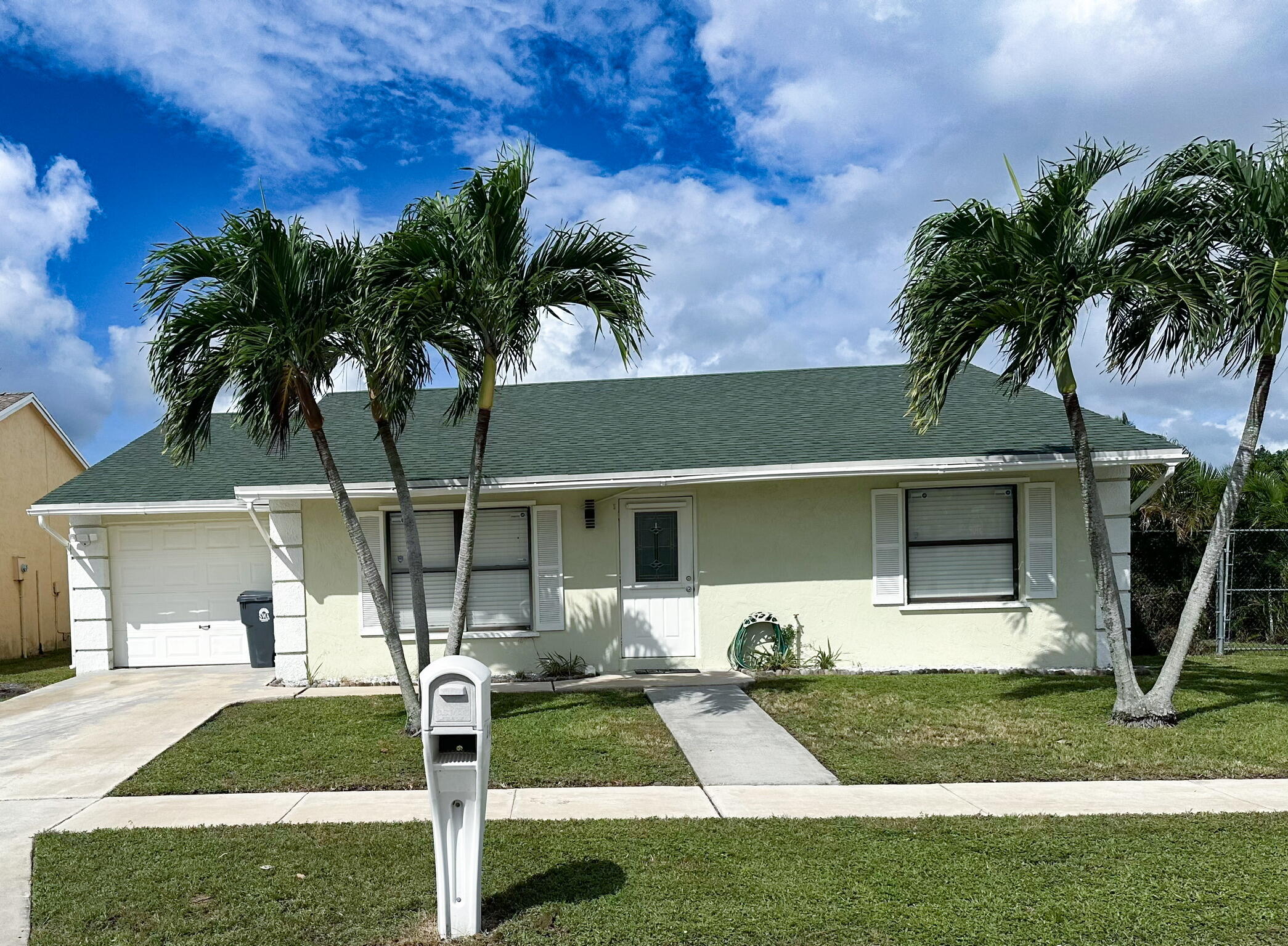 5421 Thurston Avenue, Lake Worth, Palm Beach County, Florida - 4 Bedrooms  
2 Bathrooms - 