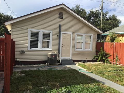 Tiny photo for 1837 Buchanan Street #Front And Back, Hollywood, FL 33020 (MLS # RX-11119793)