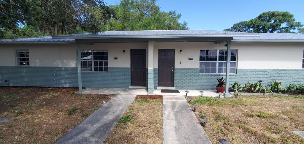 Photo of 2578 Seneca Avenue, Fort Pierce, FL 34946 (MLS # RX-10981411)