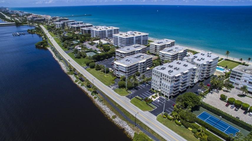 Property for Sale at 3200 S Ocean Boulevard D101, Palm Beach, Palm Beach County, Florida - Bedrooms: 2 
Bathrooms: 2  - $429,000