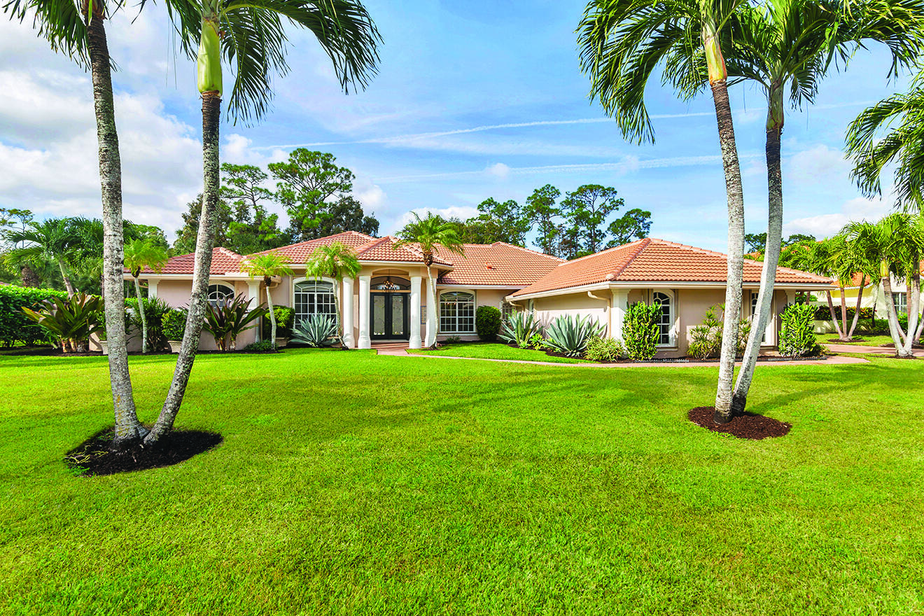 1627 Mayacoo Lakes Boulevard, West Palm Beach, Palm Beach County, Florida - 4 Bedrooms  
3.5 Bathrooms - 