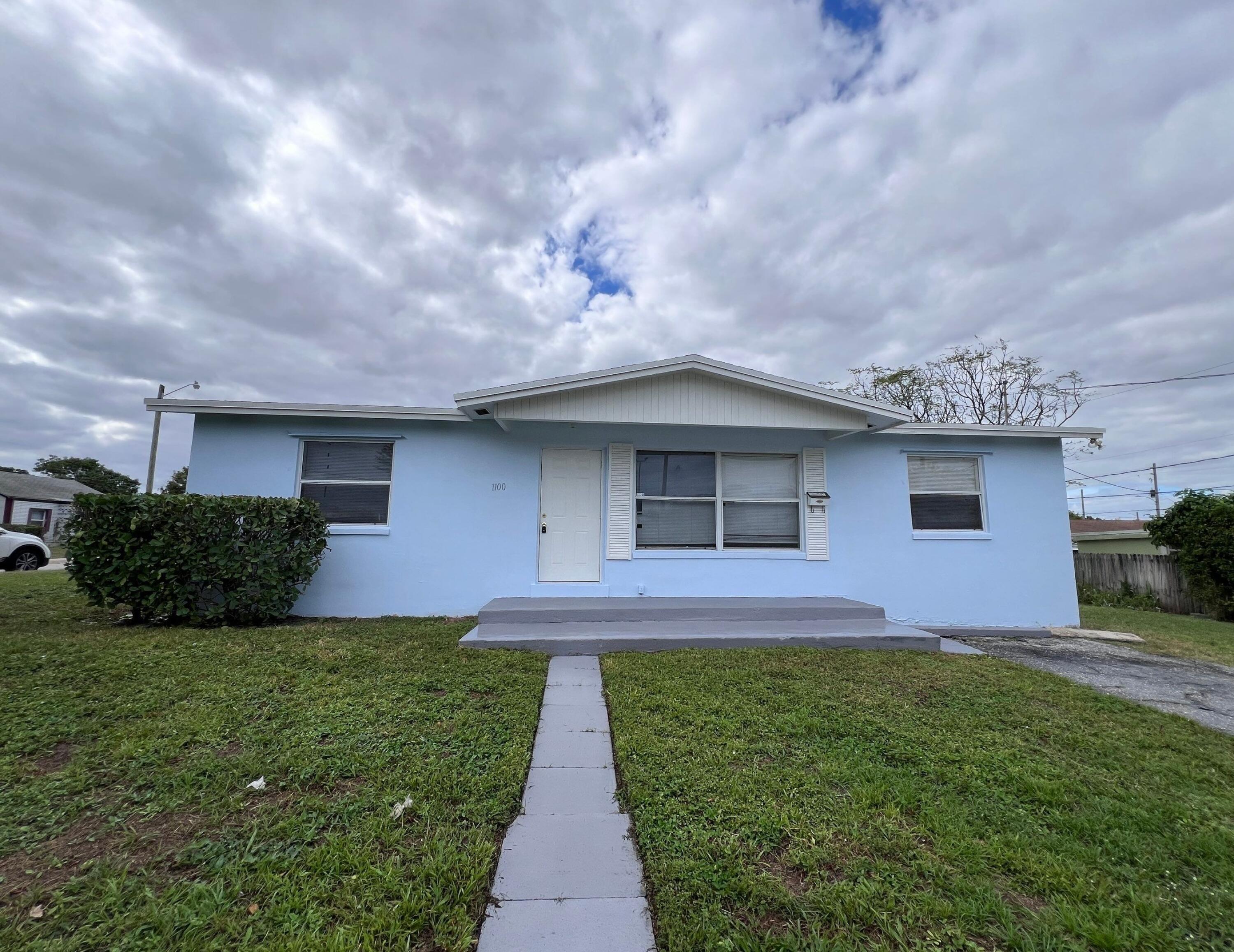 1100 W 25th Street, Riviera Beach, Palm Beach County, Florida - 3 Bedrooms  
2 Bathrooms - 