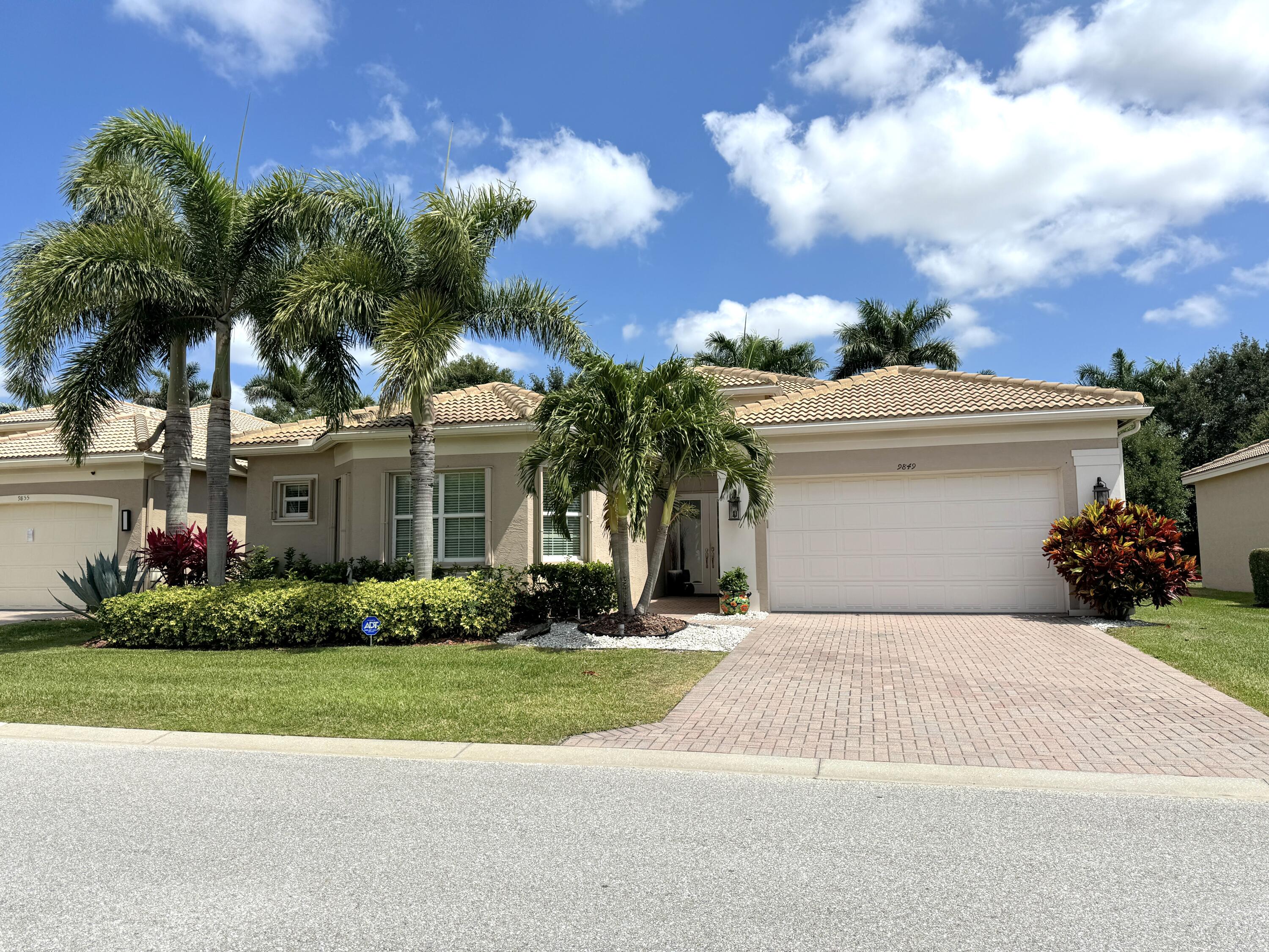 Property for Sale at 9849 Bluefield Drive, Boynton Beach, Palm Beach County, Florida - Bedrooms: 3 
Bathrooms: 3  - $829,000