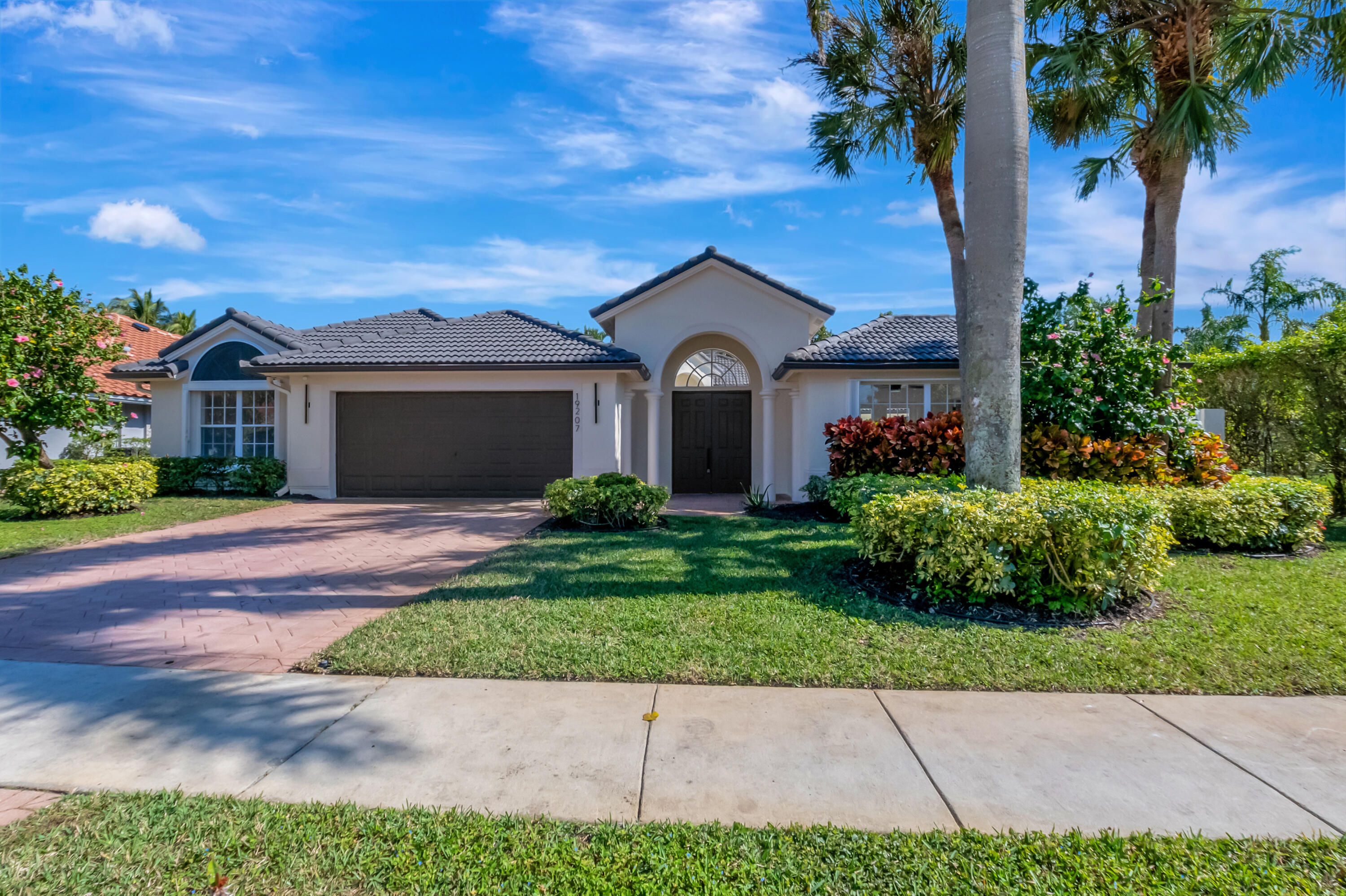 19207 Cloister Lake Lane, Boca Raton, Palm Beach County, Florida - 4 Bedrooms  
3 Bathrooms - 