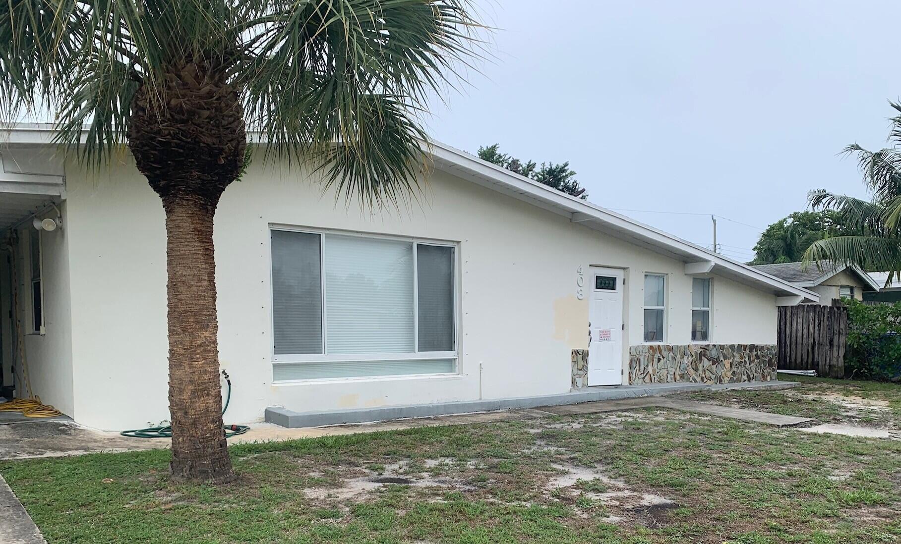 408 S 9th Street, Lantana, Palm Beach County, Florida - 3 Bedrooms  
2 Bathrooms - 