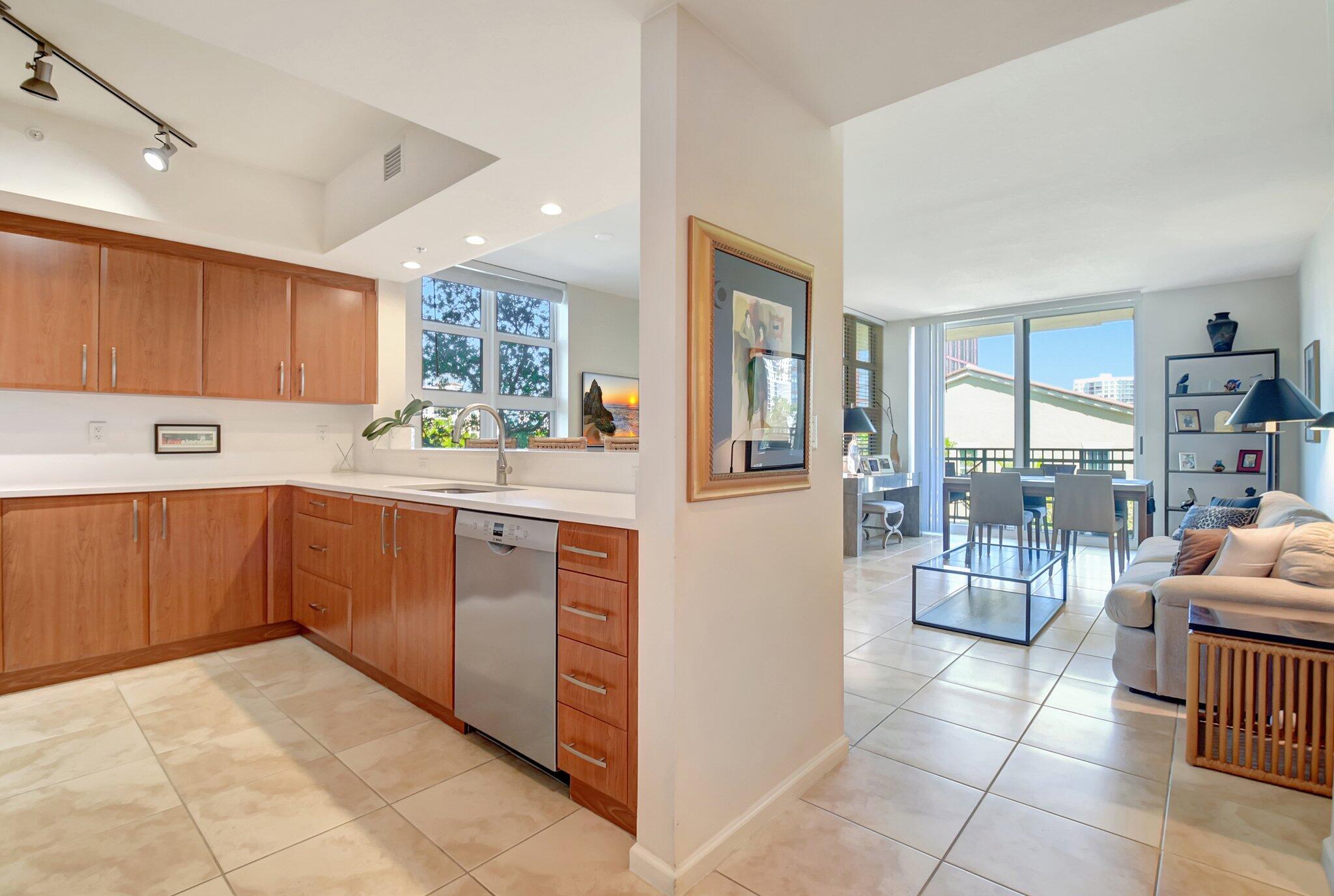 Property for Sale at 403 S Sapodilla Avenue 305, West Palm Beach, Palm Beach County, Florida - Bedrooms: 2 
Bathrooms: 2.5  - $699,000