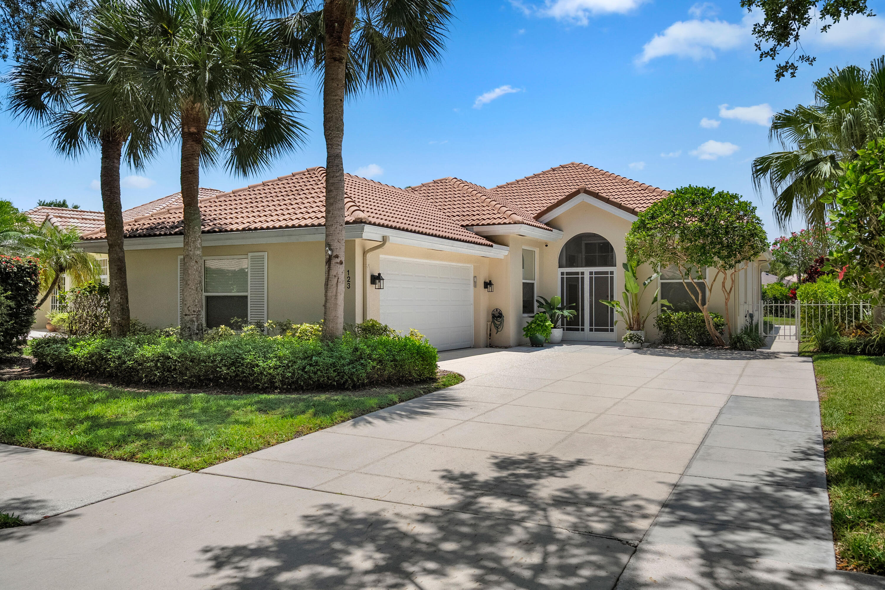 Property for Sale at 123 S Hampton Drive, Jupiter, Palm Beach County, Florida - Bedrooms: 3 
Bathrooms: 2  - $879,900