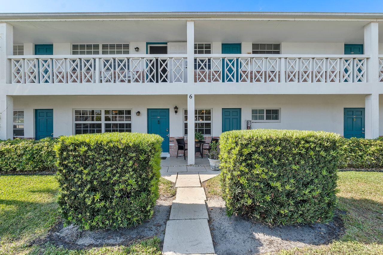 Property for Sale at 5505 N Ocean Boulevard 6-105, Ocean Ridge, Palm Beach County, Florida - Bedrooms: 2 
Bathrooms: 2  - $384,900