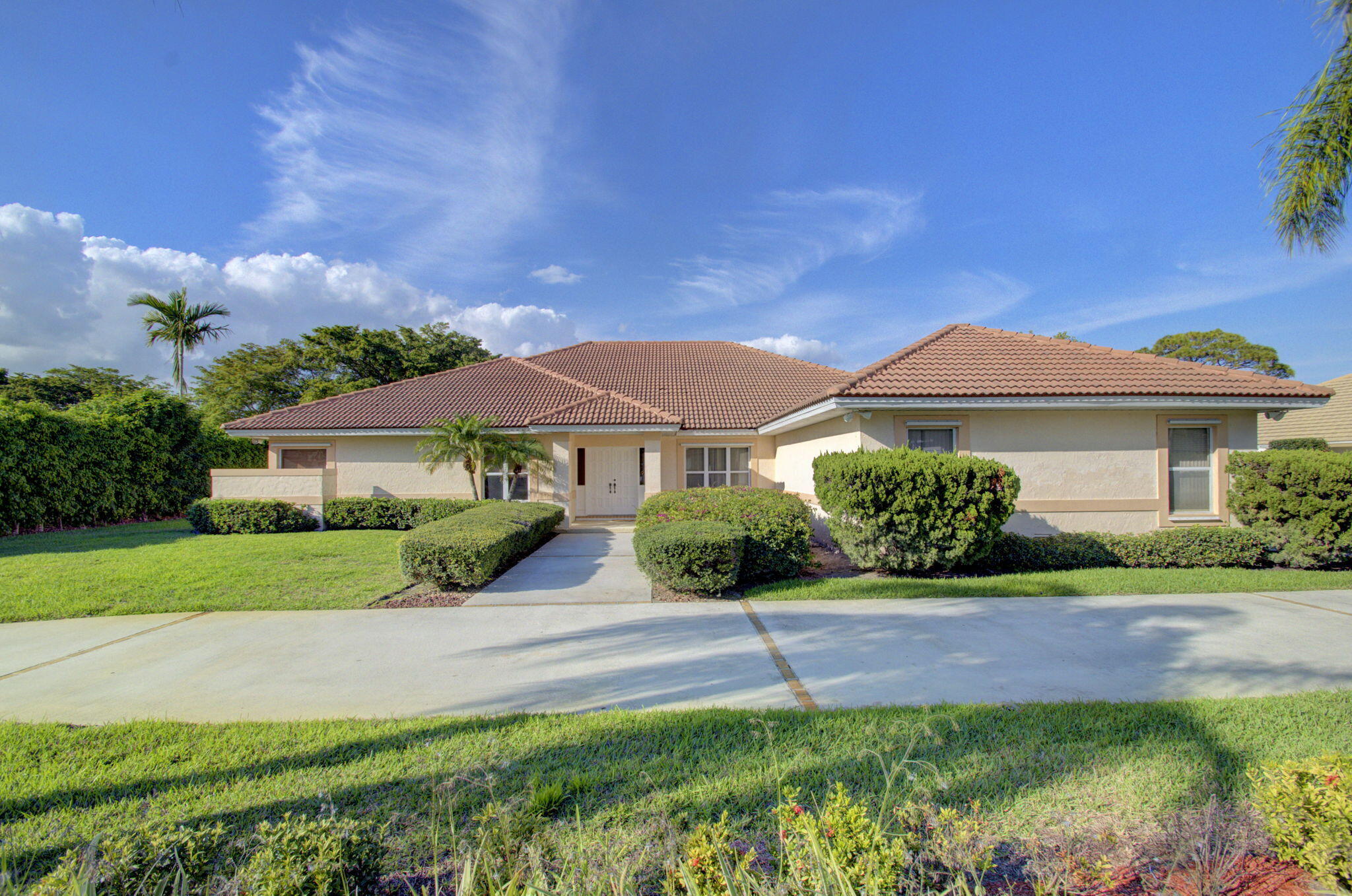 Property for Sale at 4379 Saint Andrews Drive, Boynton Beach, Palm Beach County, Florida - Bedrooms: 4 
Bathrooms: 4  - $899,000